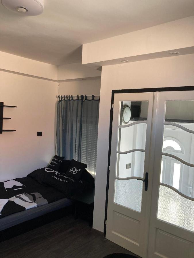 אפרטהוטל Cegléd Arany Apartman מראה חיצוני תמונה