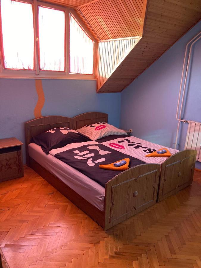 אפרטהוטל Cegléd Arany Apartman מראה חיצוני תמונה
