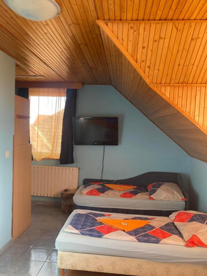 אפרטהוטל Cegléd Arany Apartman מראה חיצוני תמונה